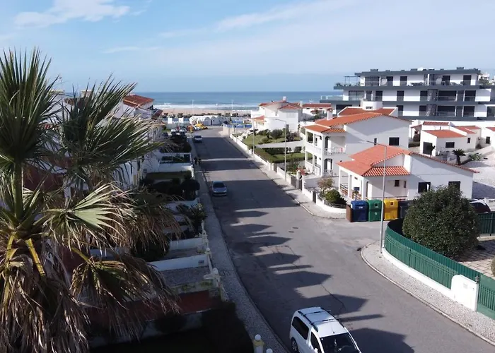 Couette-café House Of Pab Praia da Lourinhã